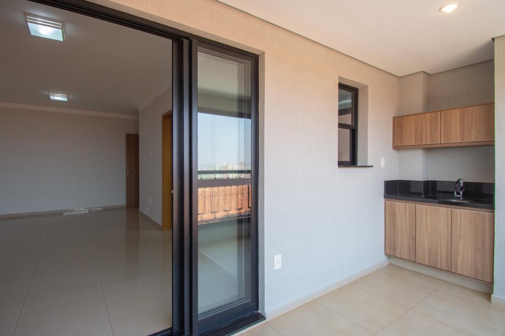 Apartamento para alugar com 3 quartos, 98m² - Foto 23