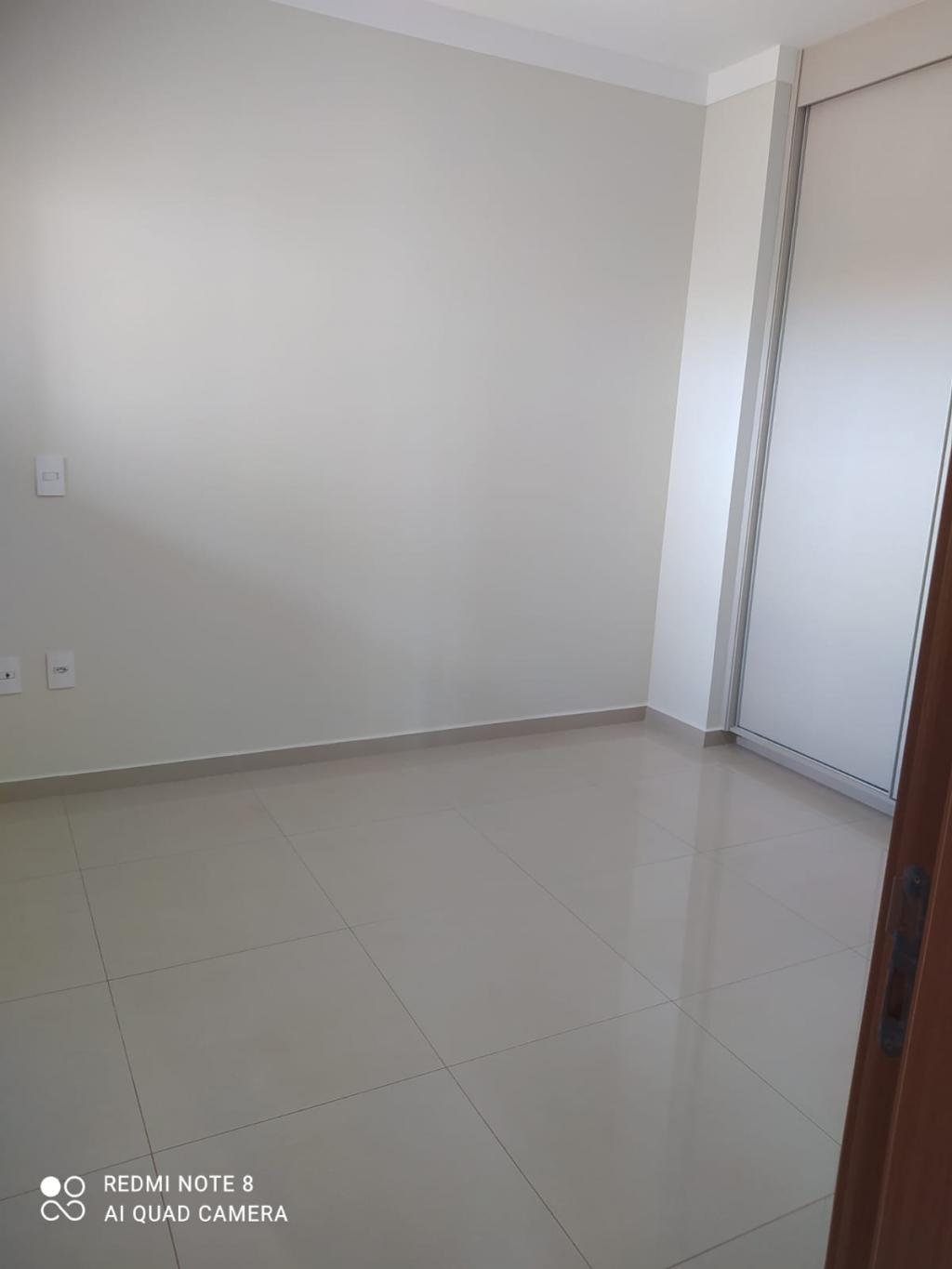 Apartamento para alugar com 3 quartos, 98m² - Foto 35