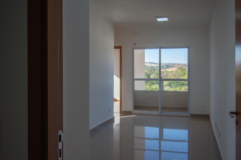 Apartamento para alugar com 2 quartos, 45m² - Foto 1