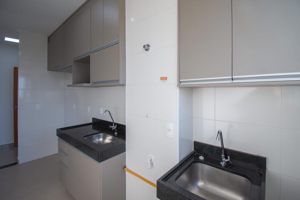 Apartamento para alugar com 2 quartos, 45m² - Foto 11