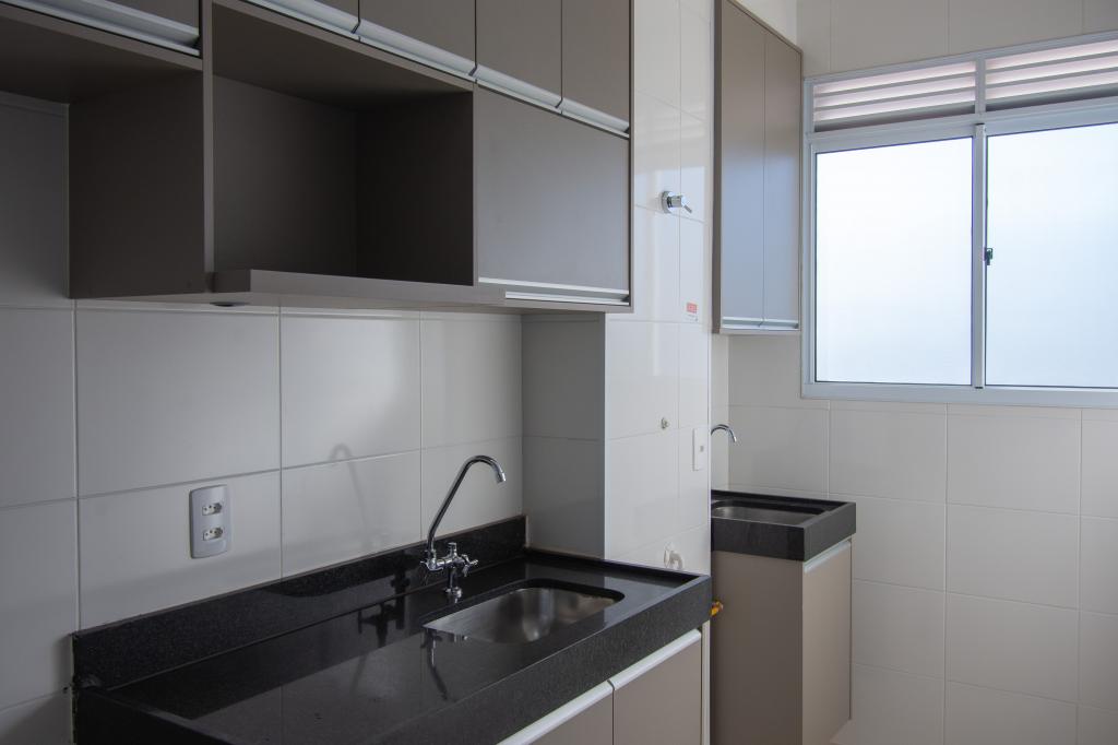 Apartamento para alugar com 2 quartos, 45m² - Foto 12