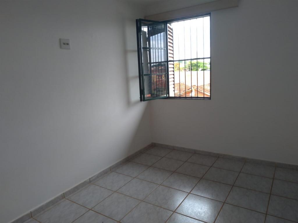 Apartamento à venda com 3 quartos, 76m² - Foto 15