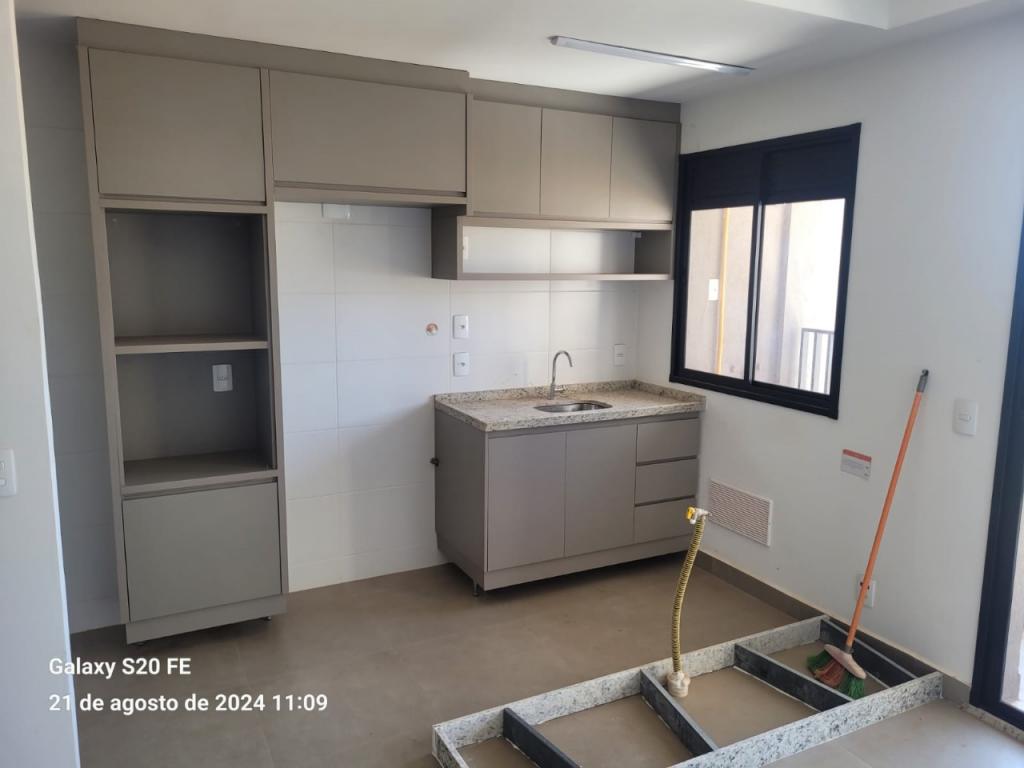 Apartamento à venda com 2 quartos, 62m² - Foto 1