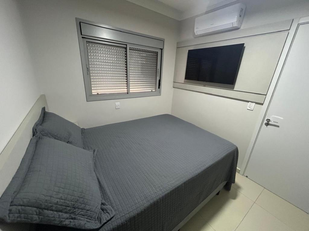 Apartamento à venda com 2 quartos, 65m² - Foto 4