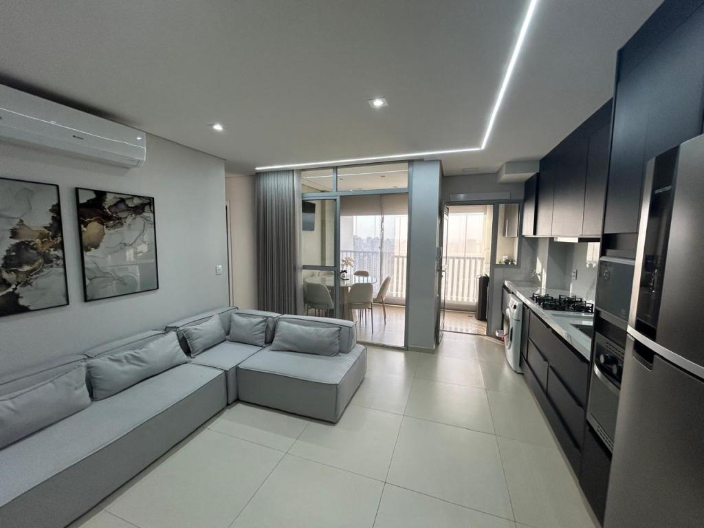 Apartamento à venda com 2 quartos, 65m² - Foto 7