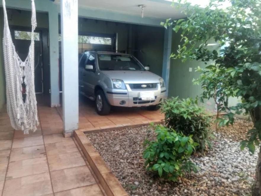 Casa à venda com 2 quartos, 60m² - Foto 1