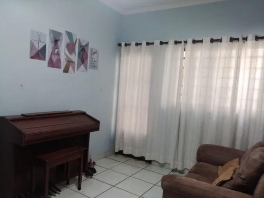 Casa à venda com 2 quartos, 60m² - Foto 5