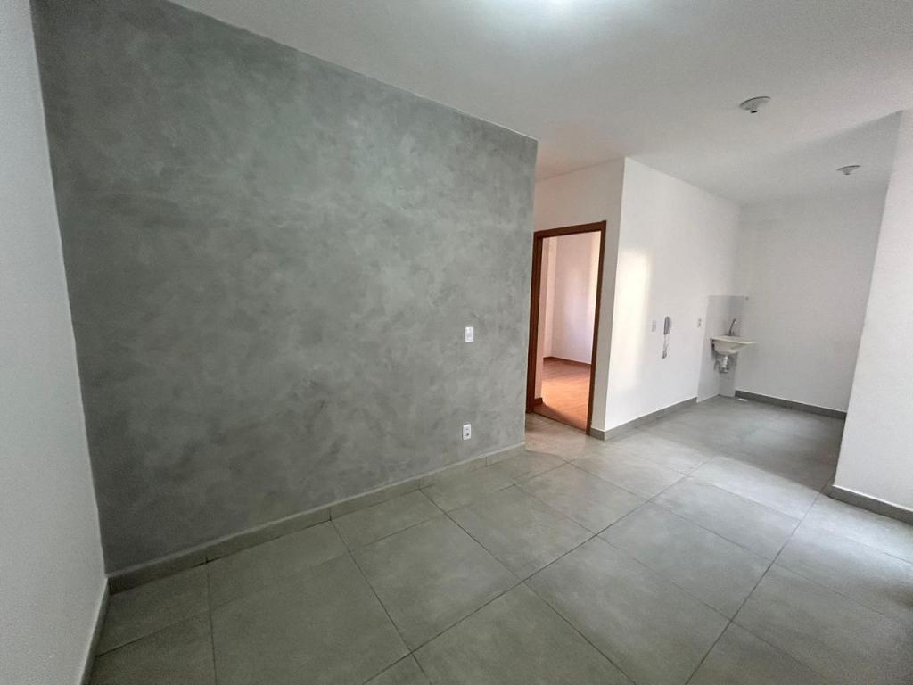 Apartamento à venda com 2 quartos, 41m² - Foto 1