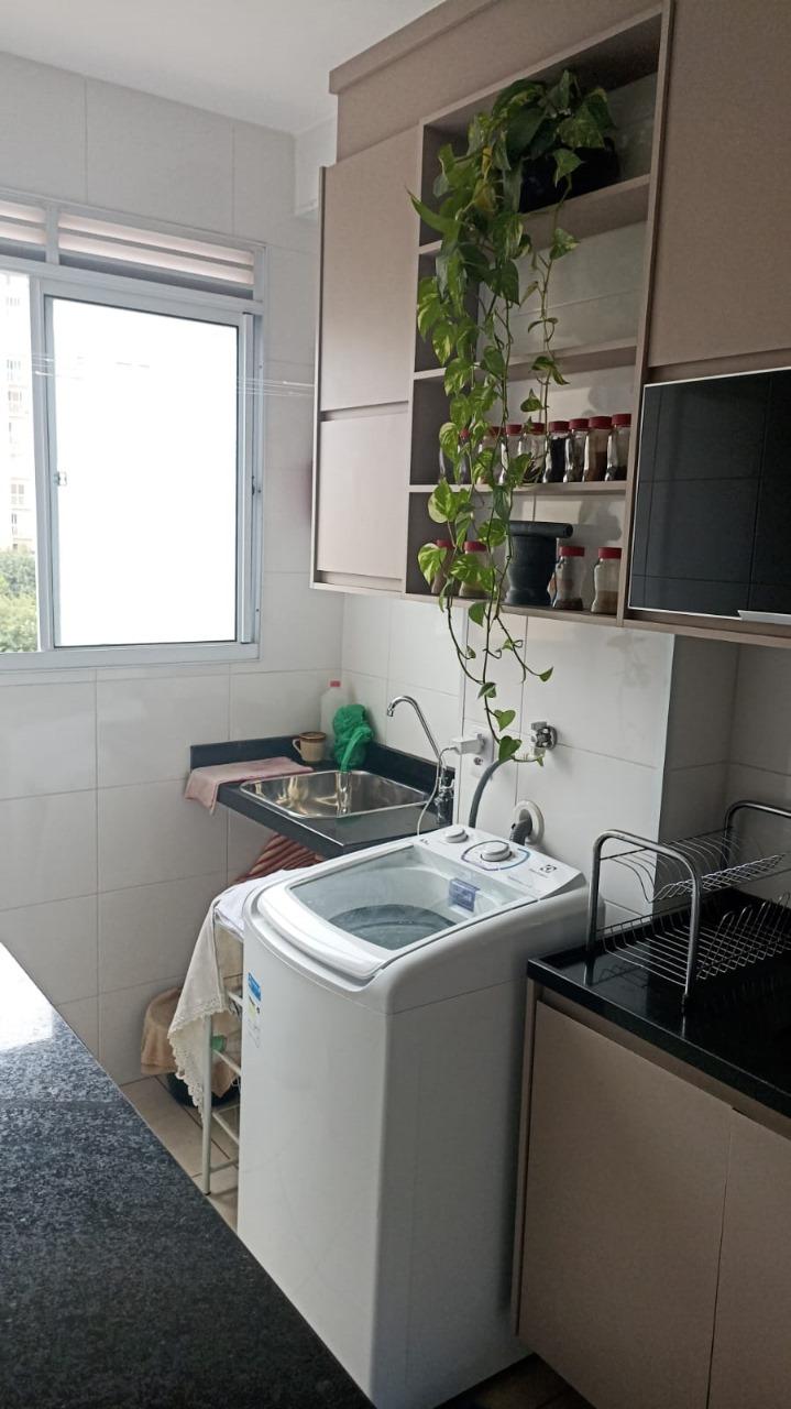 Apartamento à venda com 2 quartos, 45m² - Foto 3