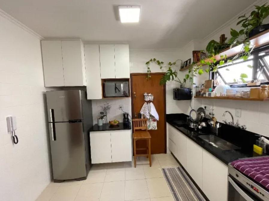 Apartamento à venda com 3 quartos, 81m² - Foto 12