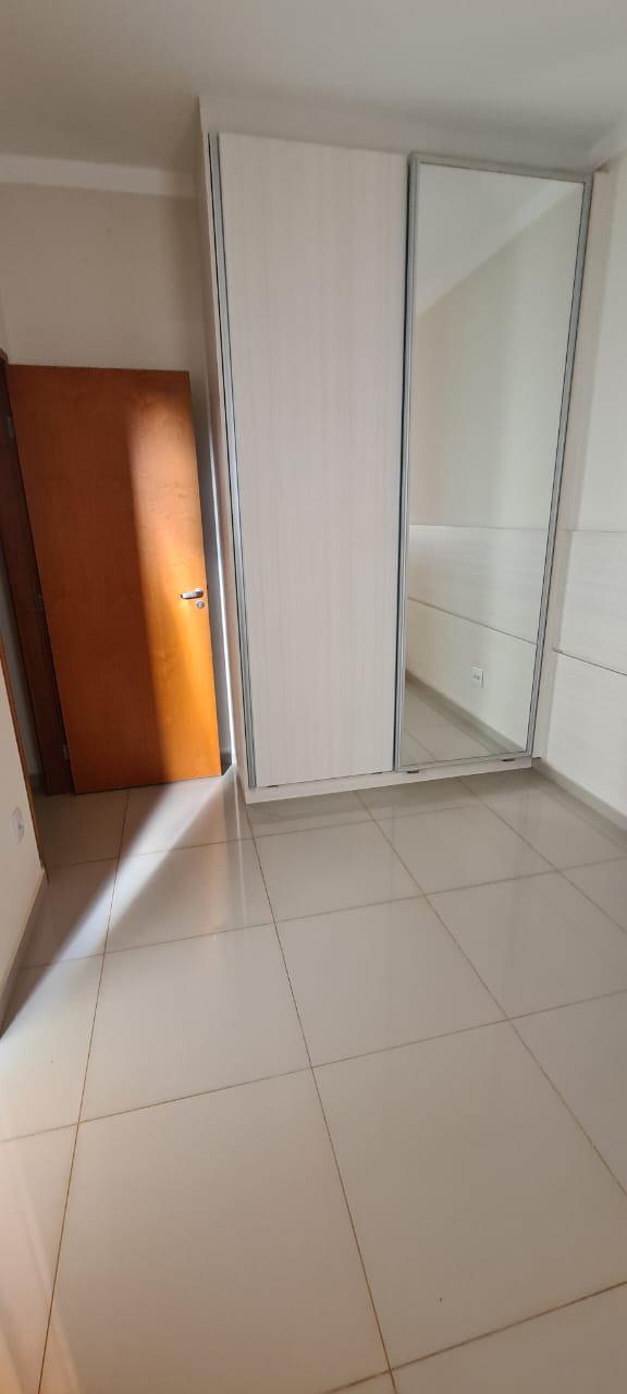 Casa de Condomínio à venda com 4 quartos, 268m² - Foto 6