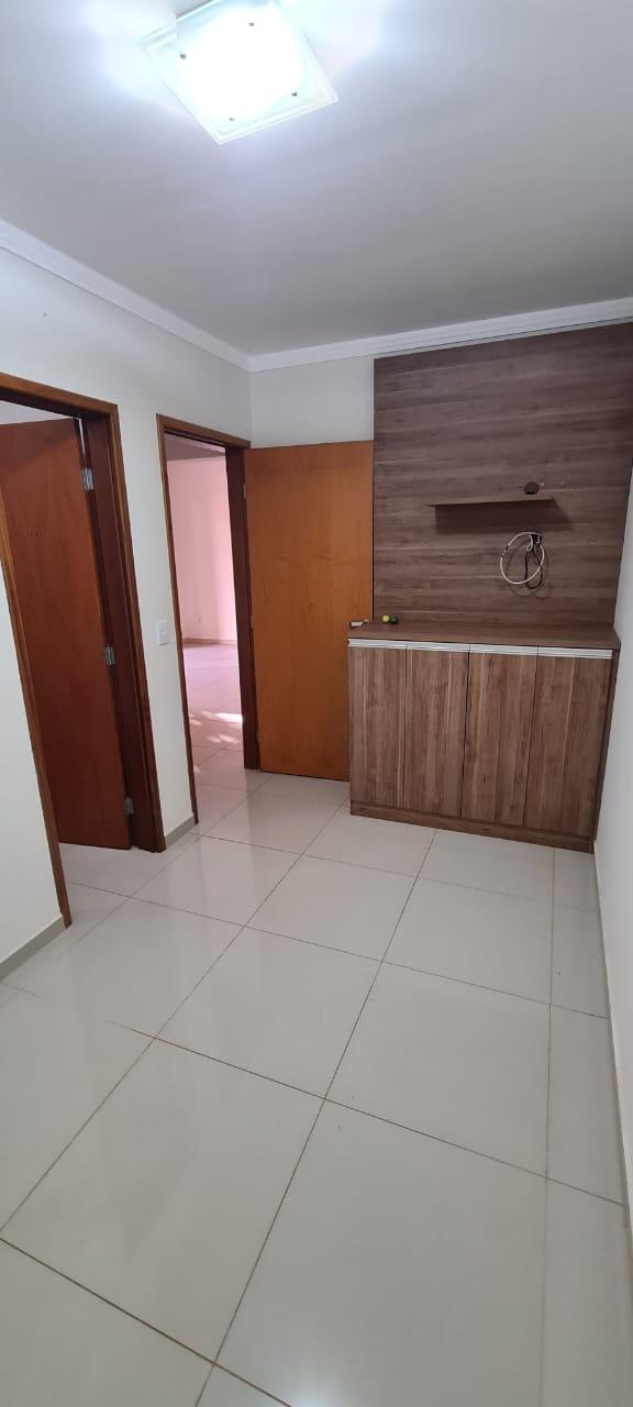 Casa de Condomínio à venda com 4 quartos, 268m² - Foto 13