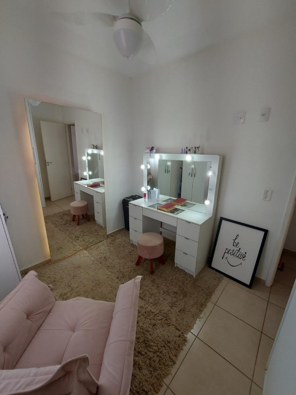 Apartamento à venda com 2 quartos, 60m² - Foto 2