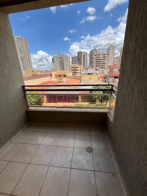 Apartamento à venda com 3 quartos, 87m² - Foto 11