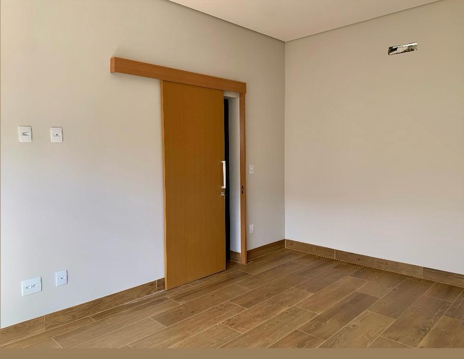 Casa de Condomínio à venda com 3 quartos, 250m² - Foto 14