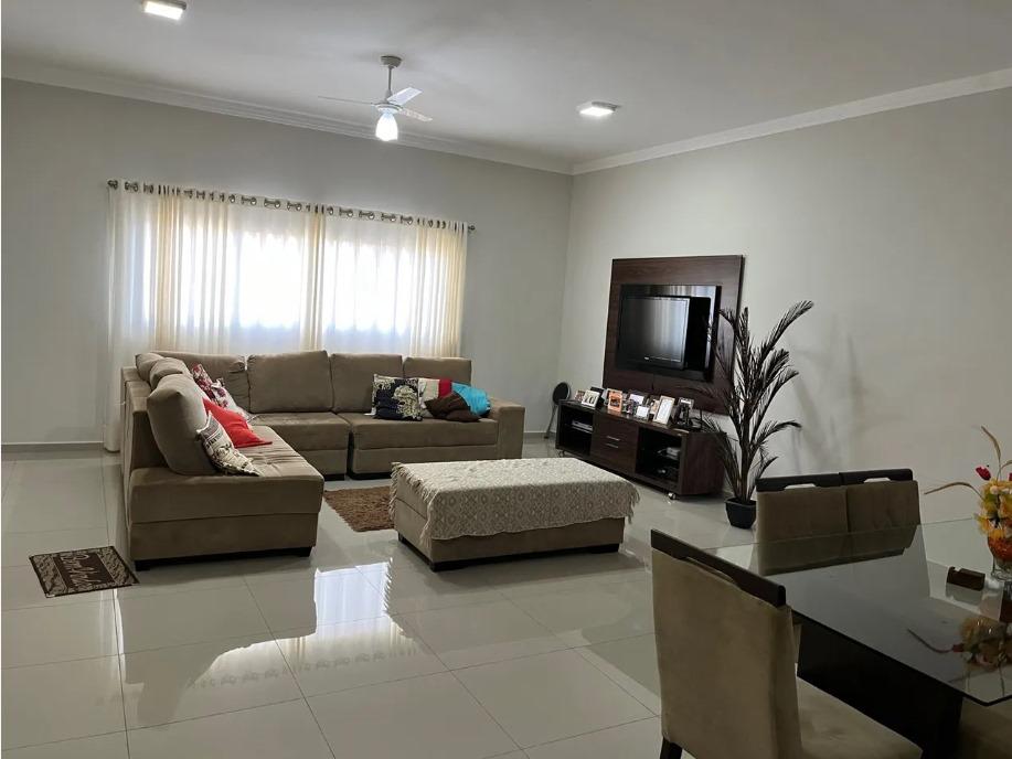 Casa de Condomínio à venda com 3 quartos, 150m² - Foto 1