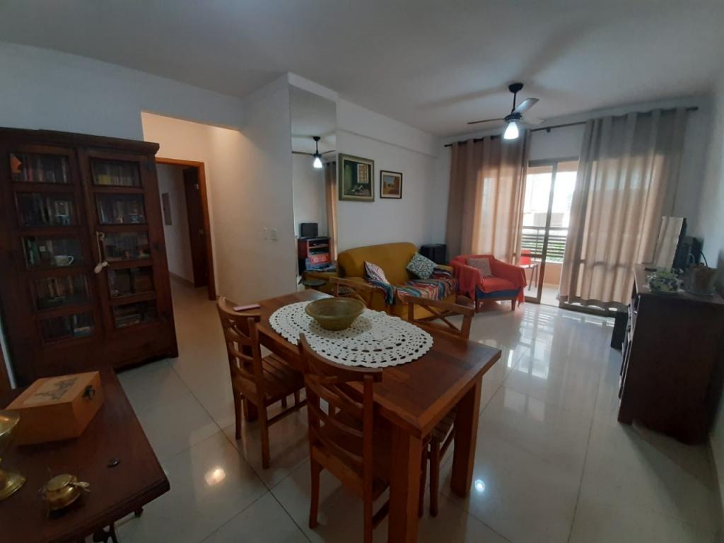 Apartamento à venda com 3 quartos, 124m² - Foto 1