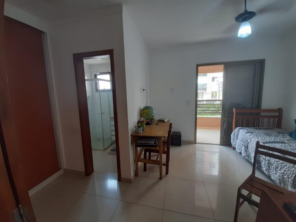 Apartamento à venda com 3 quartos, 124m² - Foto 10