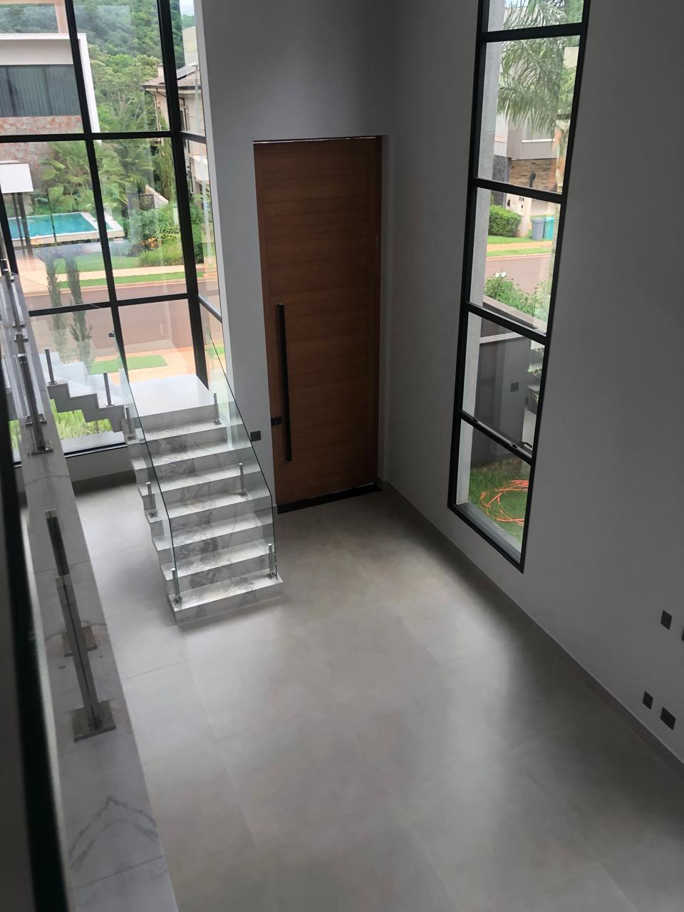 Casa de Condomínio à venda com 4 quartos, 365m² - Foto 1