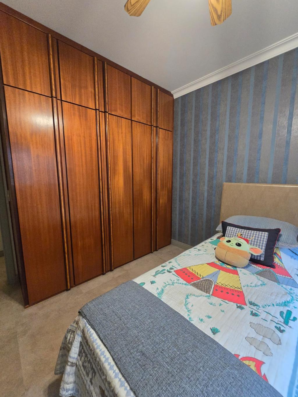 Casa à venda com 3 quartos, 250m² - Foto 7