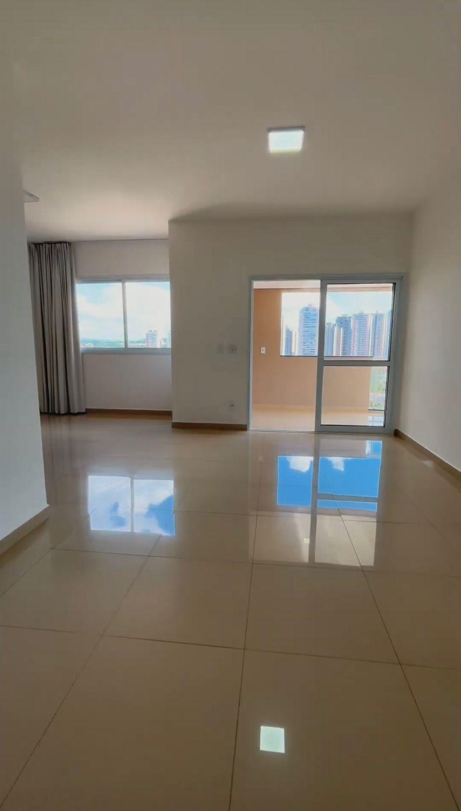 Apartamento à venda com 3 quartos, 148m² - Foto 1