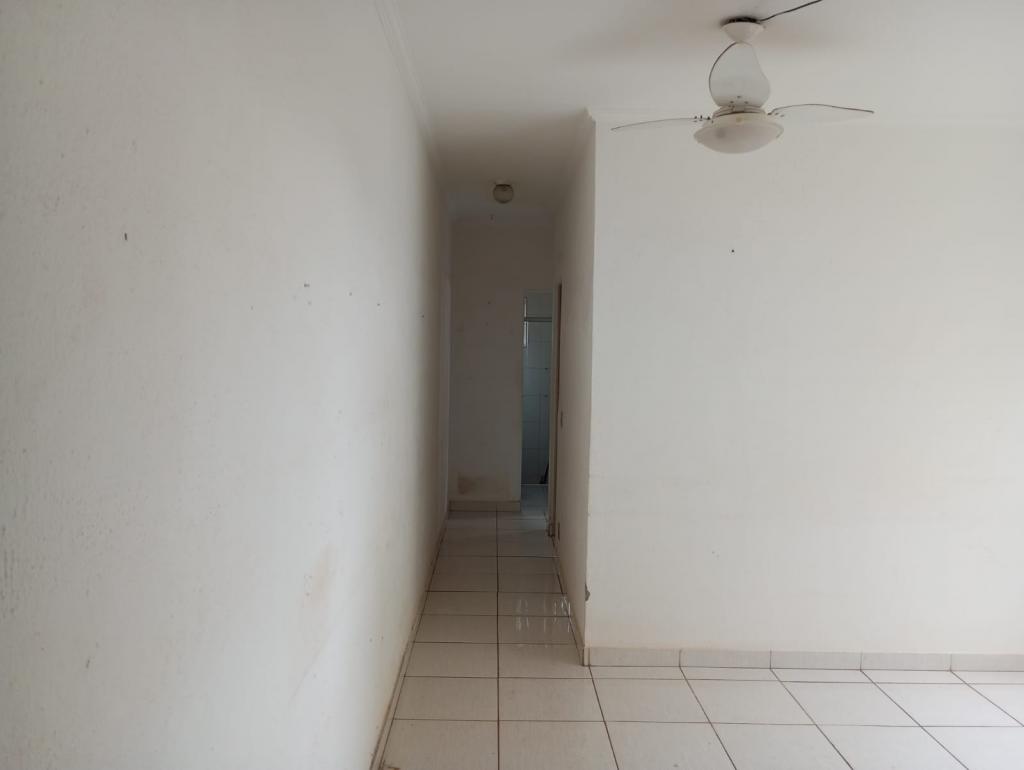 Apartamento à venda com 2 quartos, 45m² - Foto 2