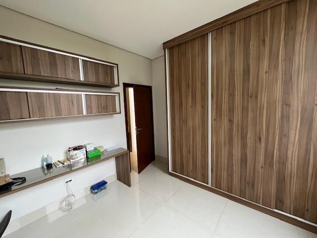 Casa de Condomínio à venda com 4 quartos, 300m² - Foto 7