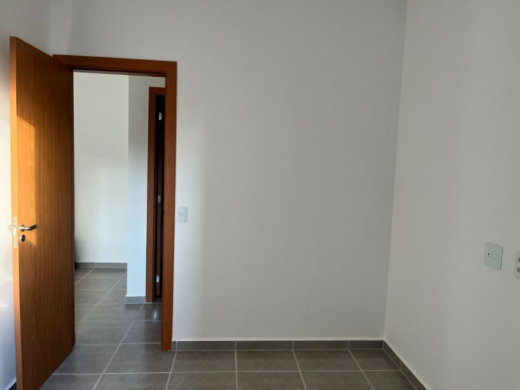 Apartamento à venda com 2 quartos, 55m² - Foto 12