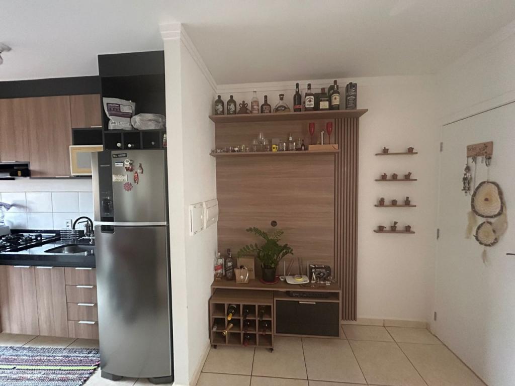 Apartamento à venda com 2 quartos, 49m² - Foto 10