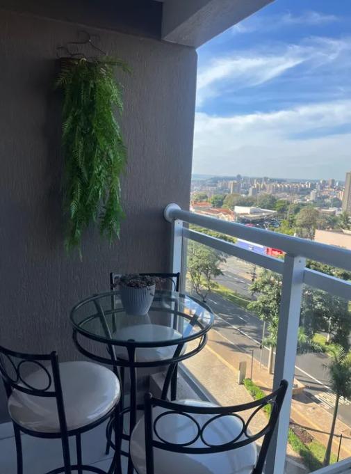 Apartamento à venda com 1 quarto, 42m² - Foto 2