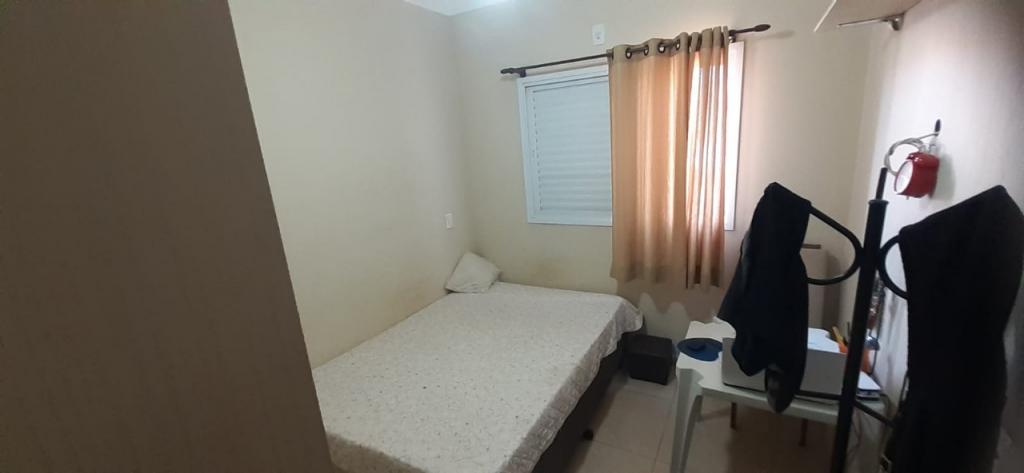 Apartamento à venda com 3 quartos, 77m² - Foto 4