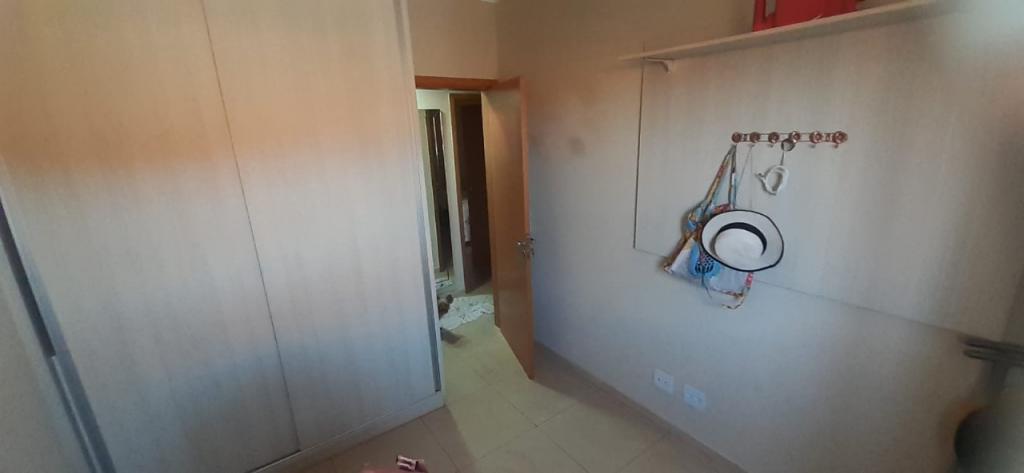 Apartamento à venda com 3 quartos, 77m² - Foto 9