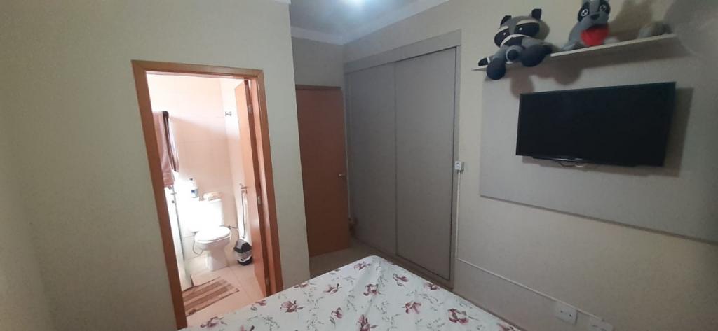 Apartamento à venda com 3 quartos, 77m² - Foto 11