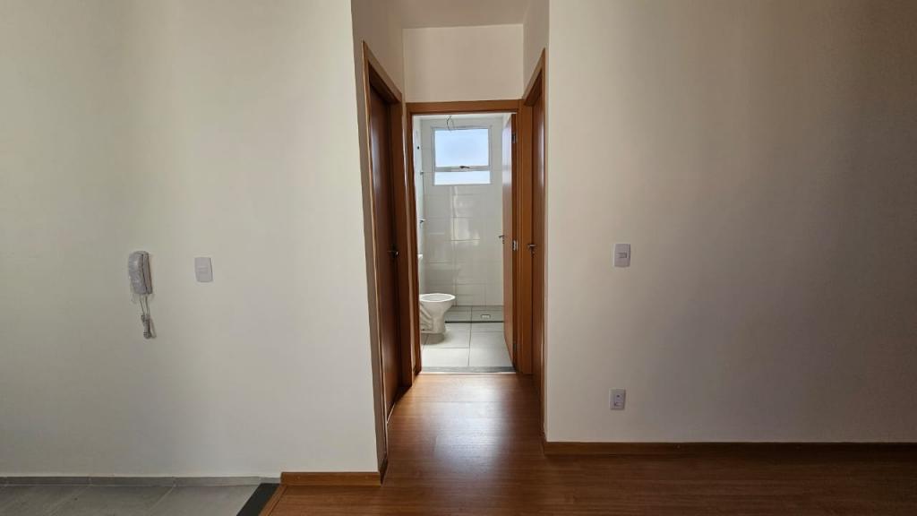 Apartamento à venda com 2 quartos, 42m² - Foto 3