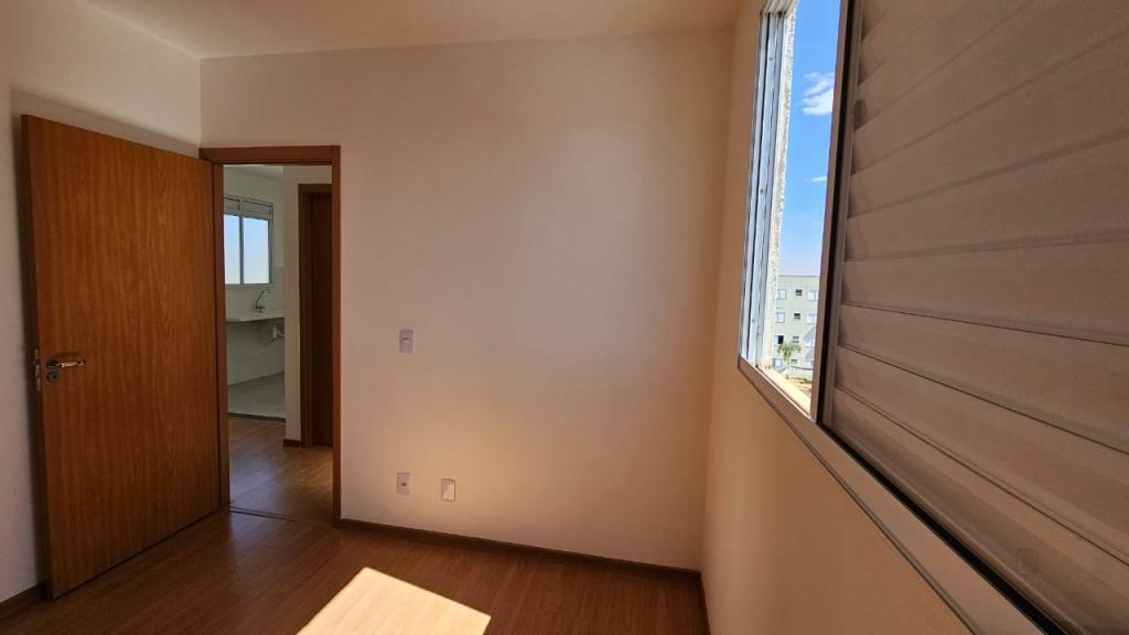 Apartamento à venda com 2 quartos, 42m² - Foto 7