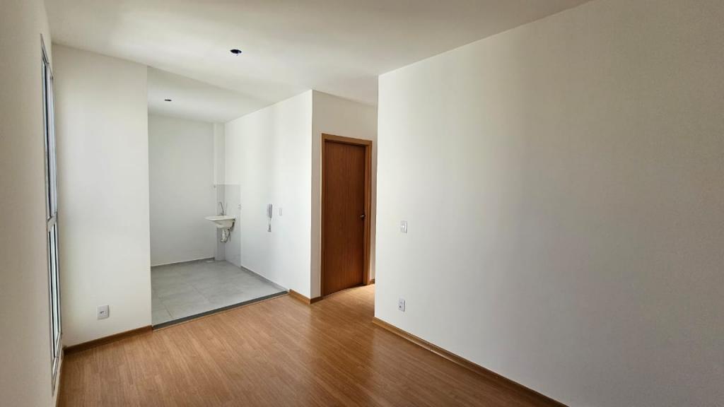 Apartamento à venda com 2 quartos, 42m² - Foto 1