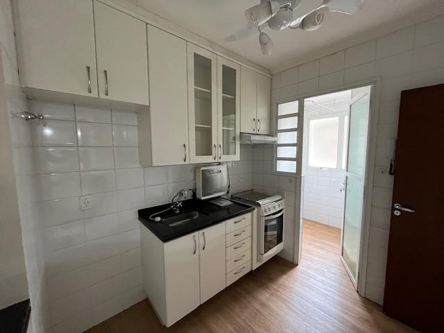 Apartamento à venda com 2 quartos, 79m² - Foto 13