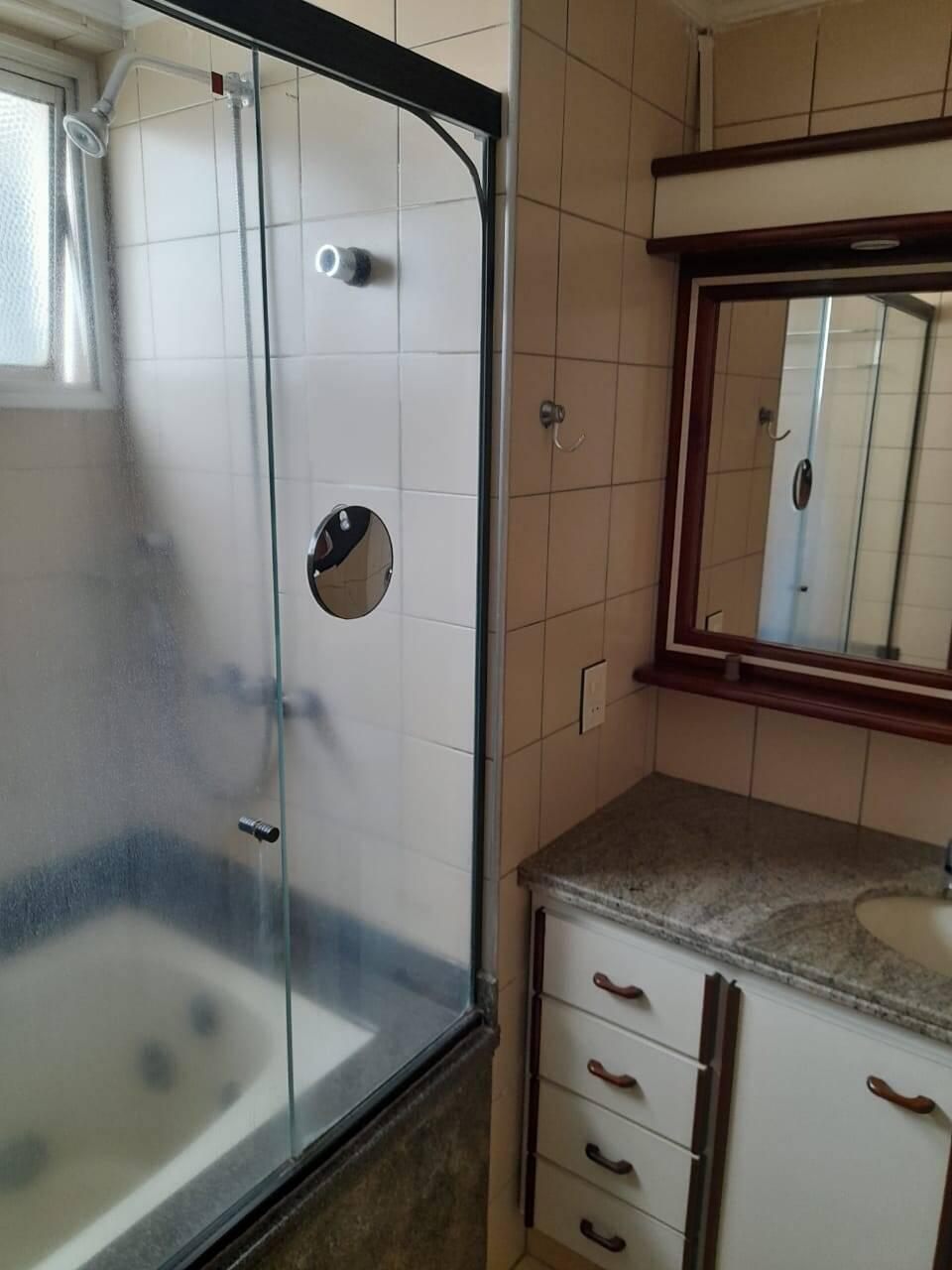 Apartamento à venda com 3 quartos, 122m² - Foto 2