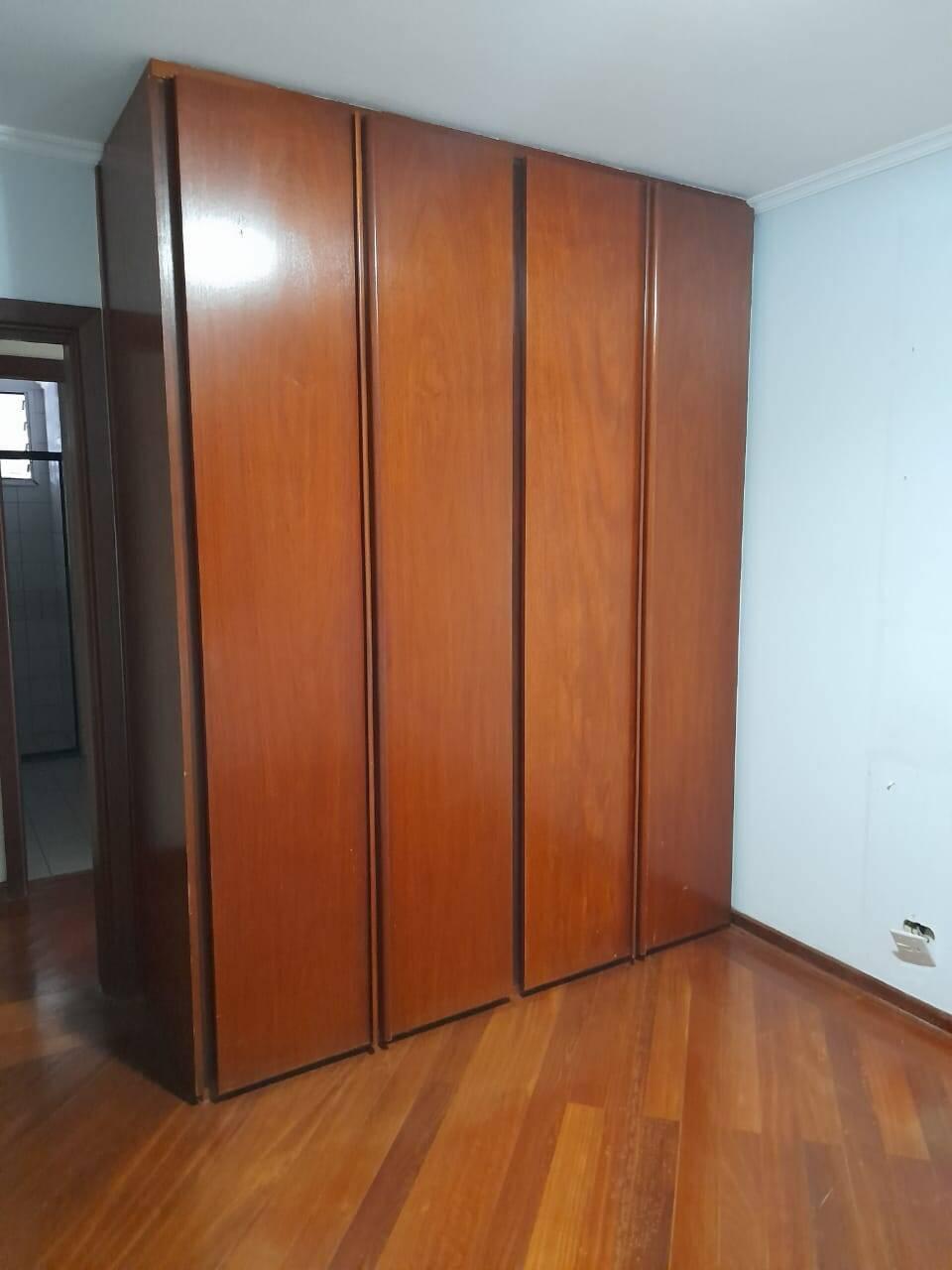 Apartamento à venda com 3 quartos, 122m² - Foto 23