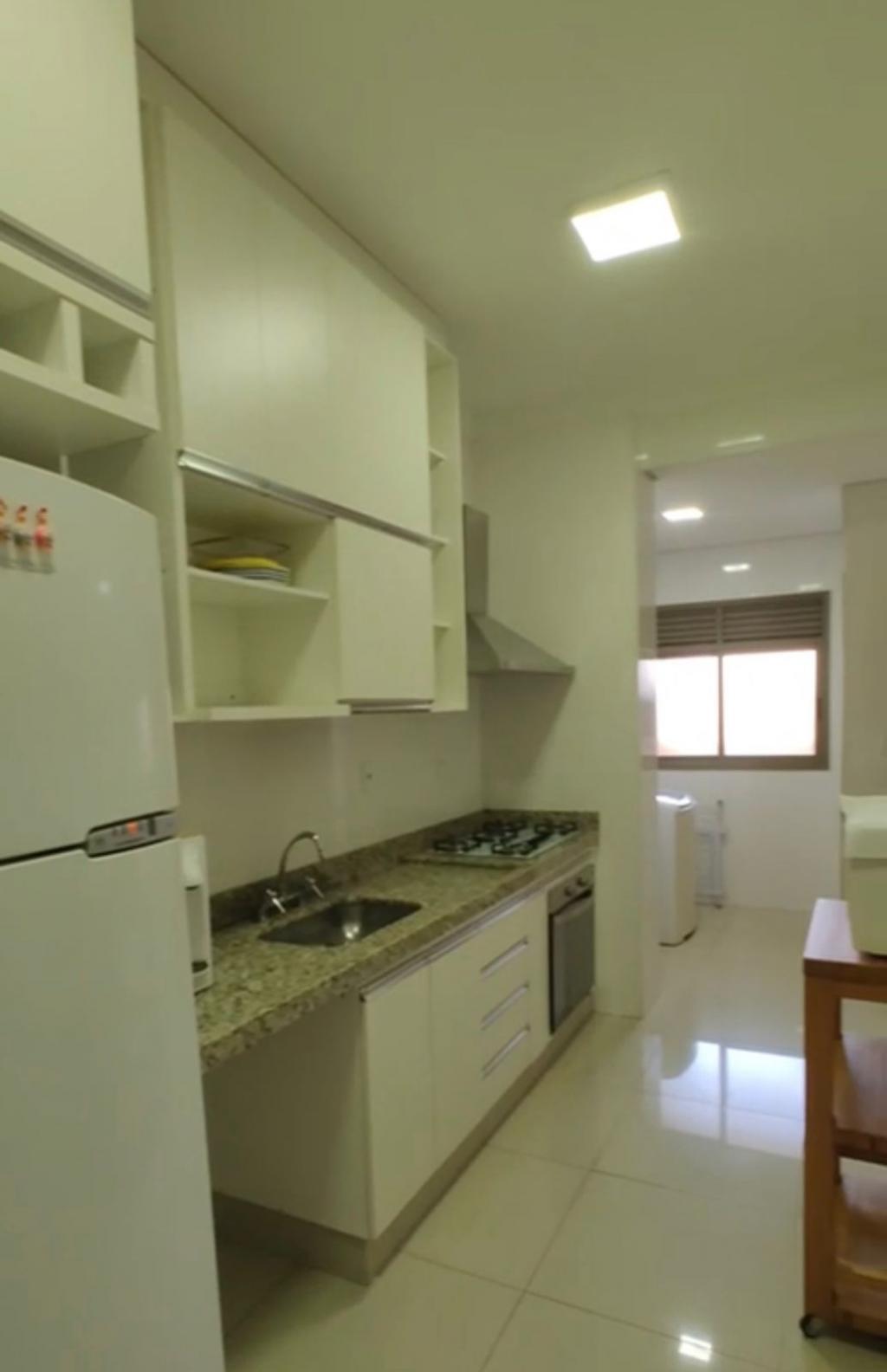 Apartamento à venda com 3 quartos, 128m² - Foto 14