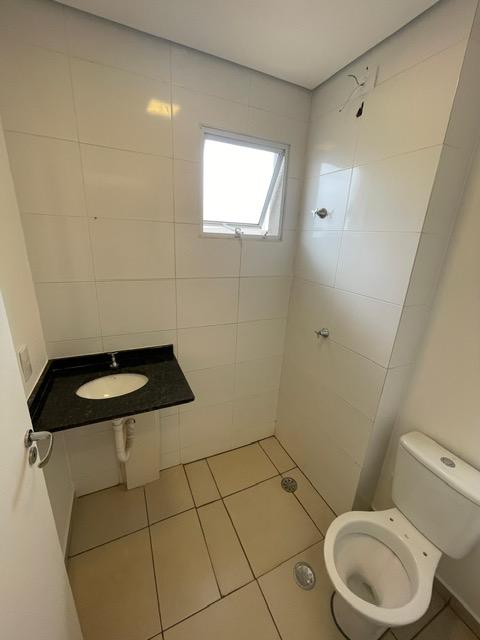 Apartamento à venda com 2 quartos, 40m² - Foto 13