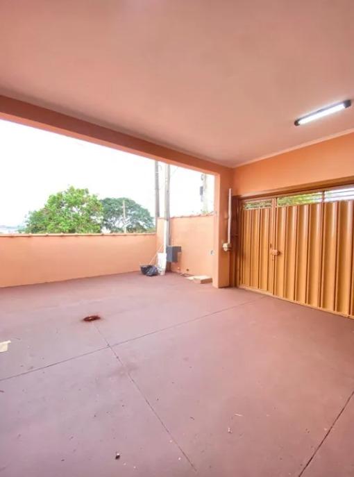 Casa à venda com 2 quartos, 90m² - Foto 7