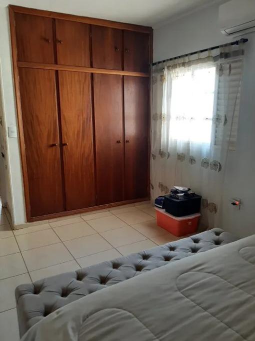 Casa à venda com 4 quartos, 200m² - Foto 7