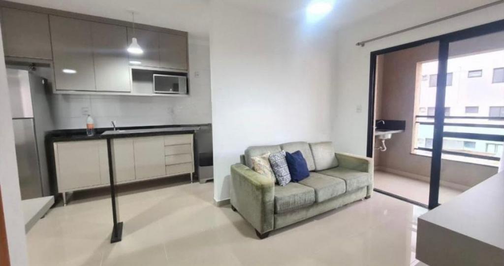 Apartamento à venda com 1 quarto, 45m² - Foto 1