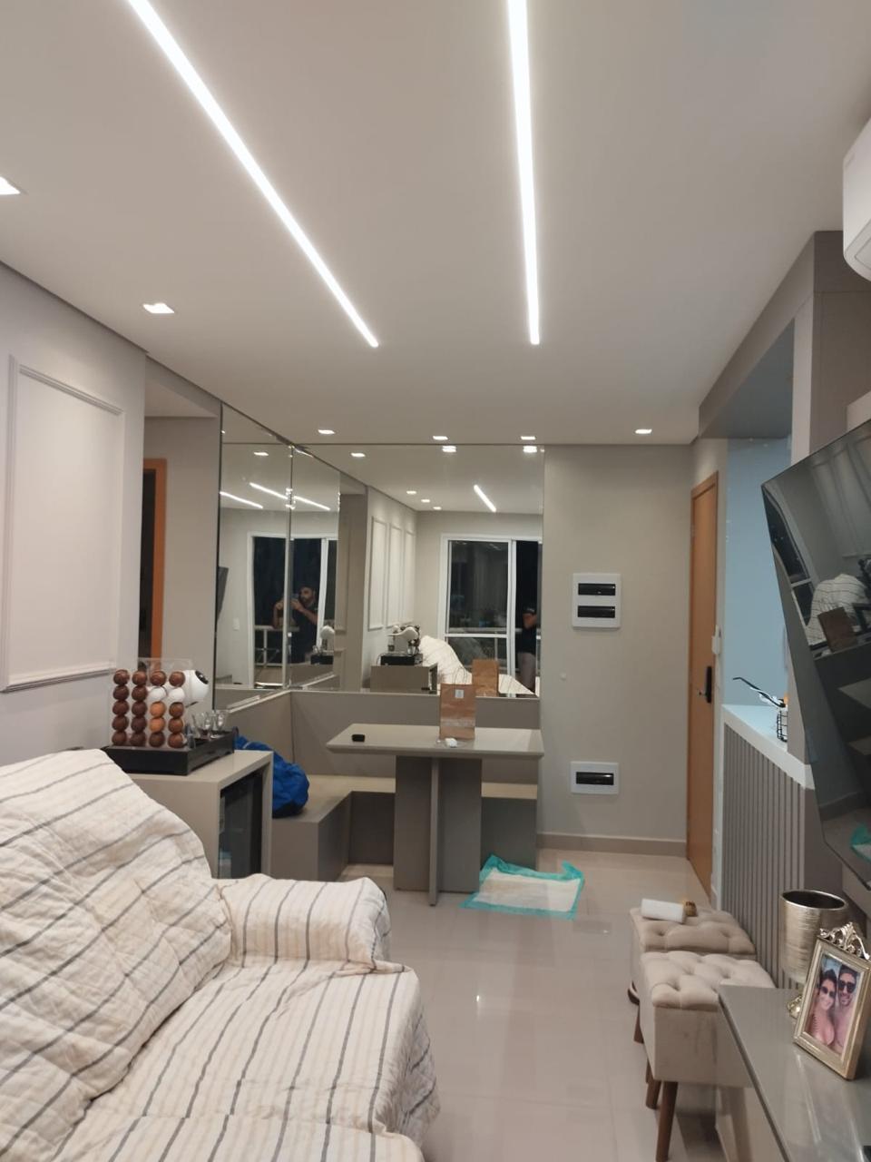 Apartamento à venda com 2 quartos, 62m² - Foto 4