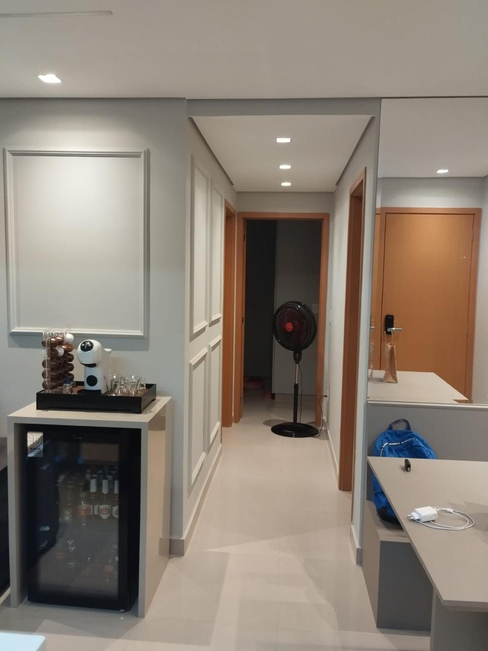 Apartamento à venda com 2 quartos, 62m² - Foto 11