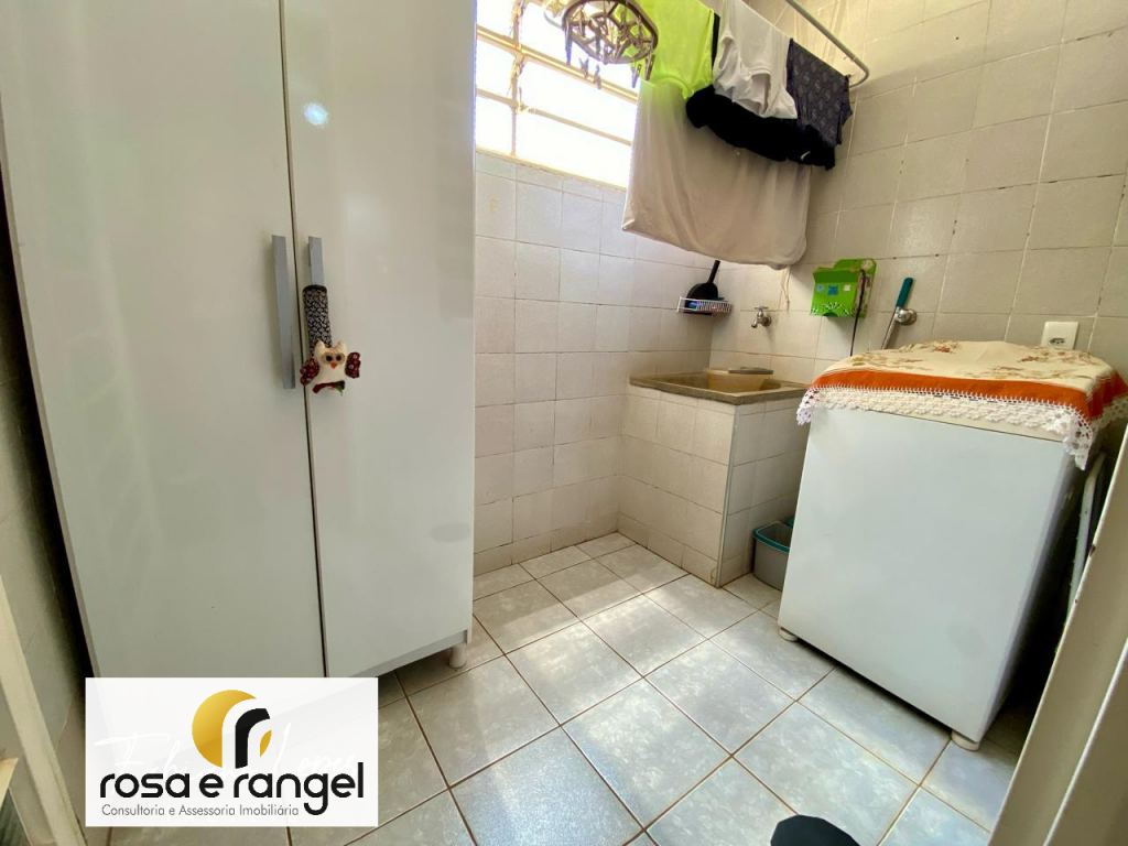 Apartamento à venda com 2 quartos, 73m² - Foto 4