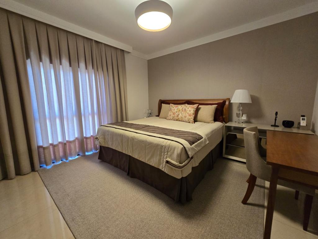 Apartamento à venda com 4 quartos, 287m² - Foto 2