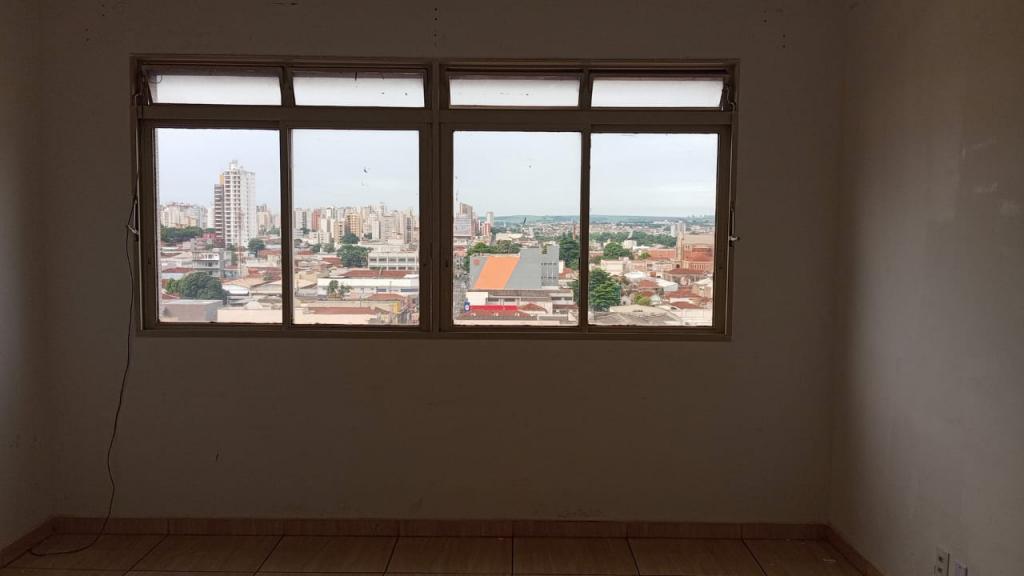 Apartamento à venda com 2 quartos, 93m² - Foto 2