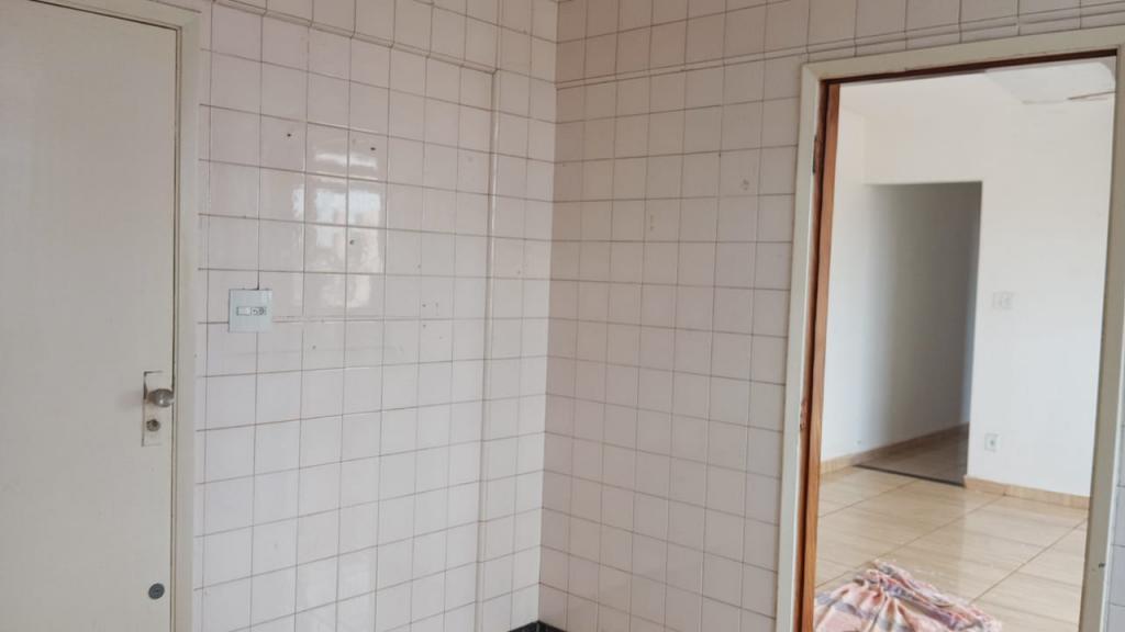 Apartamento à venda com 2 quartos, 93m² - Foto 7